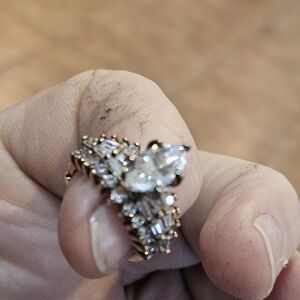 Exquisite Gold and Silver Women's Ring